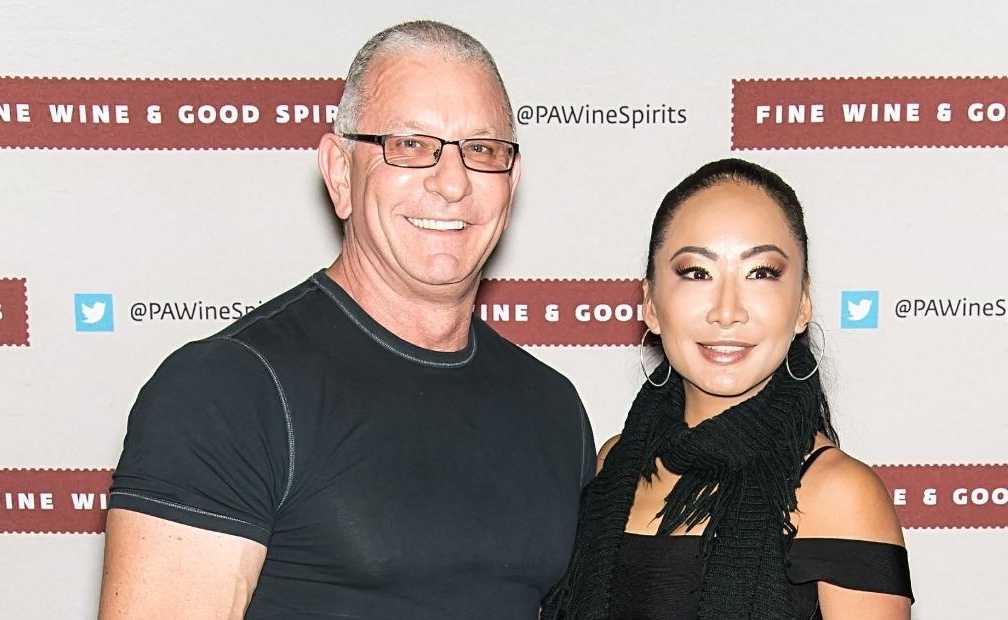 English celebrity chef and talk show host, Robert Irvine Wife