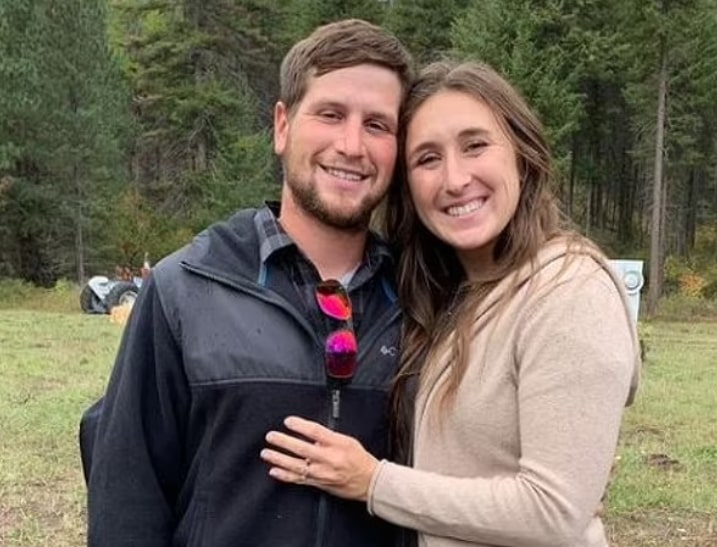 Image of Alex Harvill with his wife, Jessica Harvill