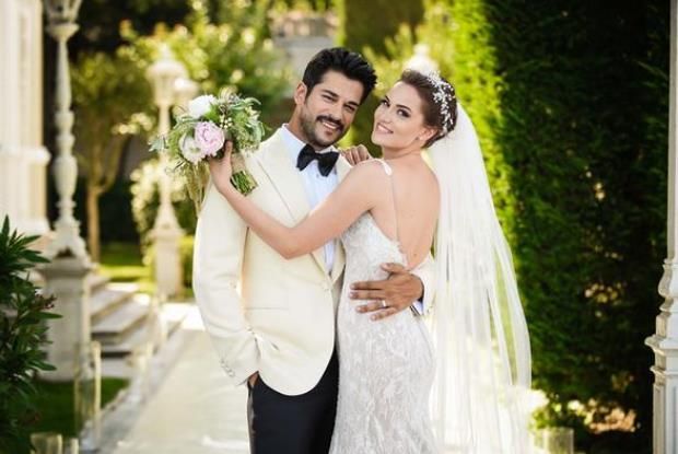 Image of Burak Ozcivit and Fahriye Evcen on their wedding