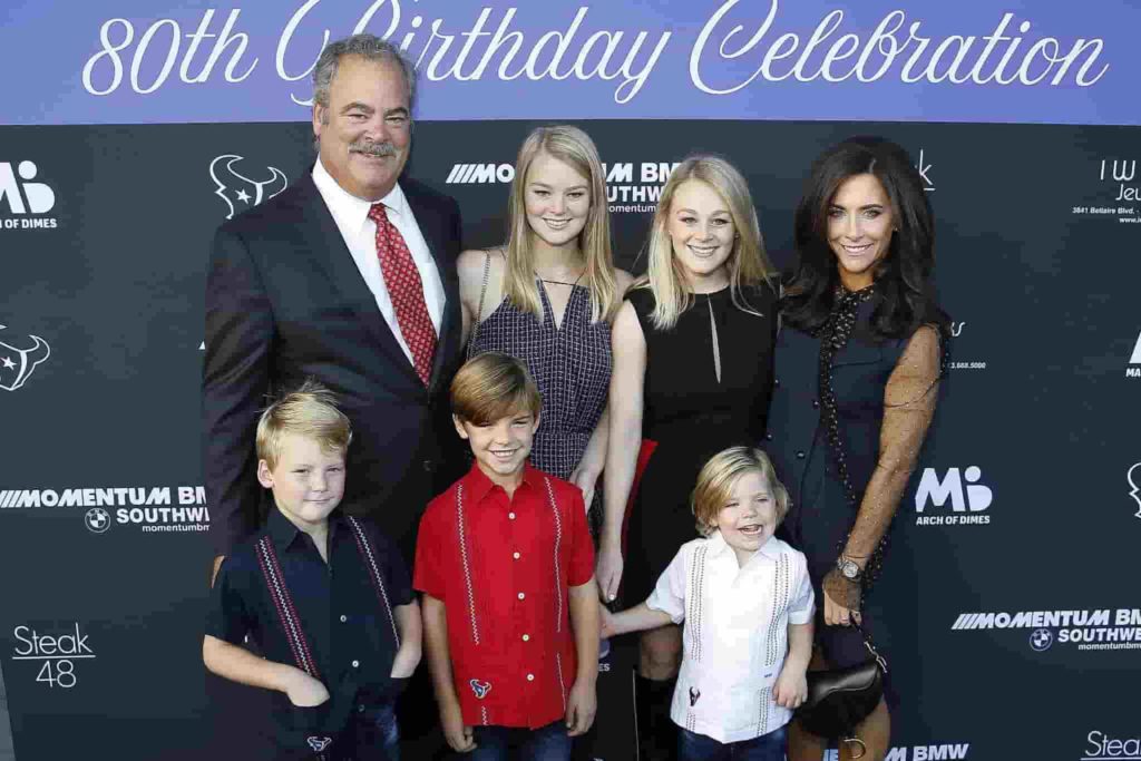 Cal McNair is Married to Wife Hannah McNair. 7 Kids.