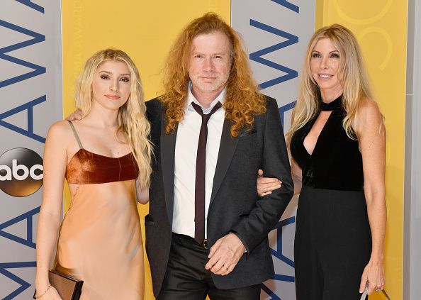 Image of Dave Mustaine with his wife, Pamela Anne Casselberry, and daughter, Electra Nicole Mustaine