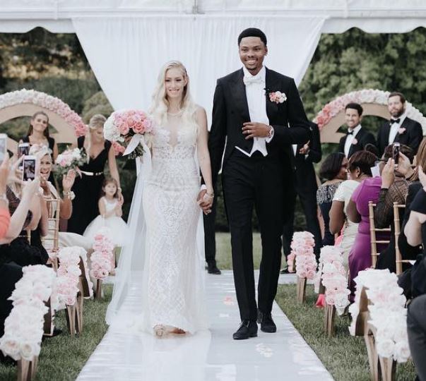 Image of Kent Bazemore with his wife, Samantha Serpe