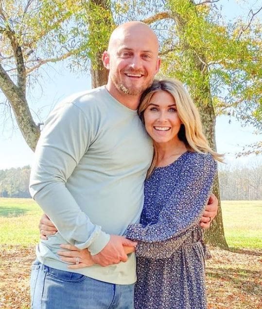 Image of Kyle Seager wit his wife, Julie Seager