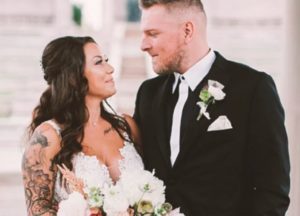 Pat McAfee is Married to Wife: Samantha McAfee. Kids. – wifebio