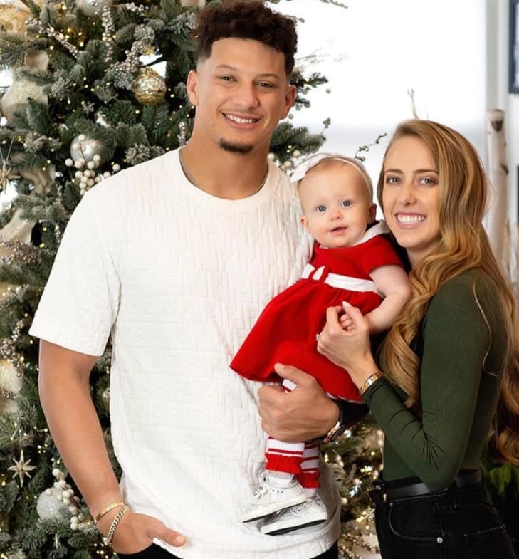 Patrick Mahomes is Married to Wife: Brittany Matthews. Kids: Sterling ...