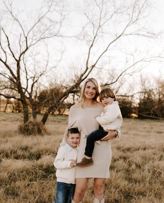 Image of Susanna Thorp with their kids, Charlie and Matthew Thorp