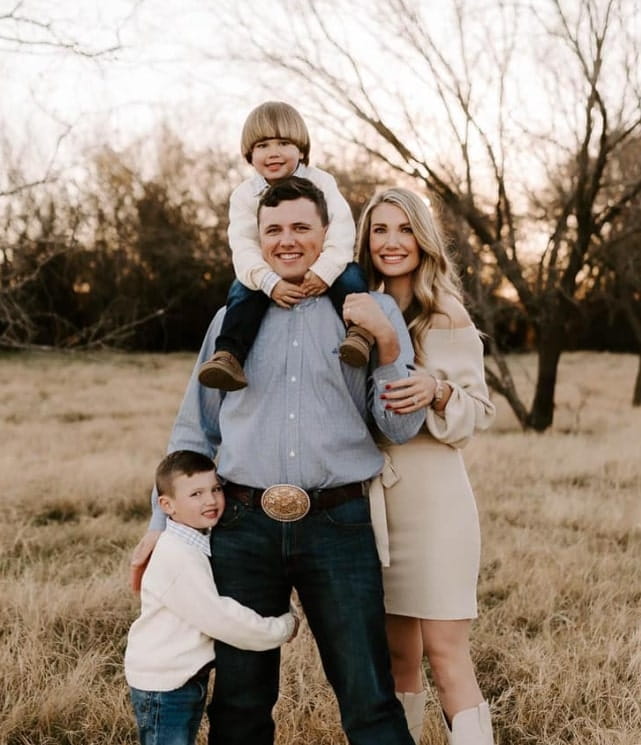 Image of Wesley and Susanna Thorp with their kids, Charlie and Matthew Thorp