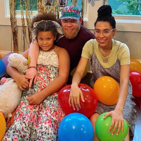 Image of Krondon with his daughters, Ella and Heaven