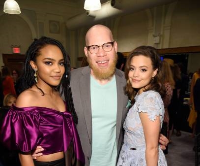Image of Krondon with his daughters, Ella and Heaven