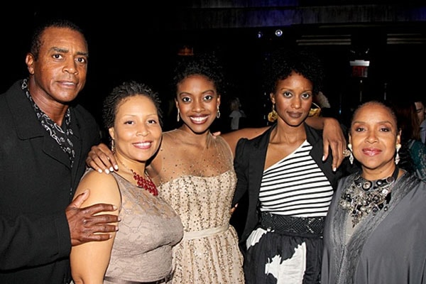 Image of Ahmad Rashad with his former partner, Phylicia Ayers-Allen, and their kids