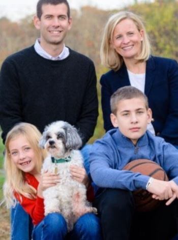 Image of Brad Stevens with his wife, Tracy Wilhelmy Stevens, and their kids, Brady and Kinsley Stevens