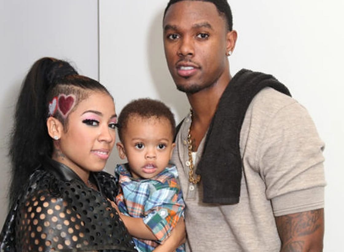 Image of Daniel Gibson and Keyshia Cole with their son