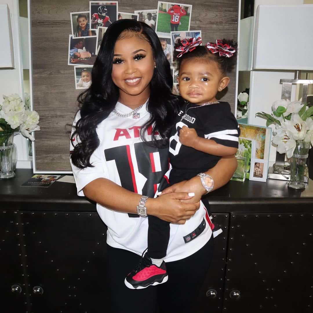 Image of Calvin Ridley's partner, Dominique Fitchard, with their daughter, Cree Michelle Ridley