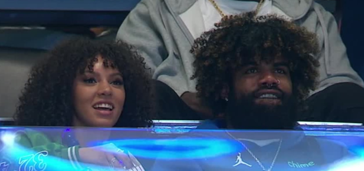 Ezekiel Elliott is not Married to Wife. Dating Girlfriend Halle