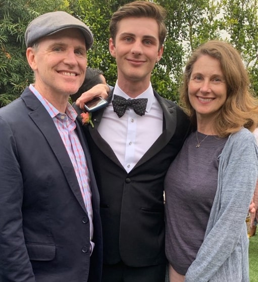 Image of Greg and Erin Fitzsimmons with their son, Owen Fitzsimmons