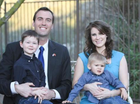 Image of Jesse Kelly with his wife, Aubrey Y. Taylor, and their kids