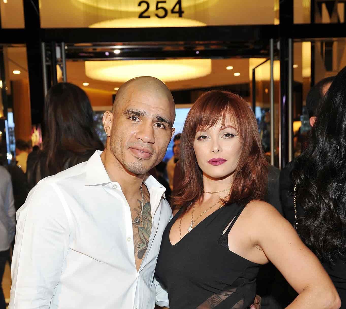 Miguel Cotto is Married to Wife Melissa Guzman. Kids.