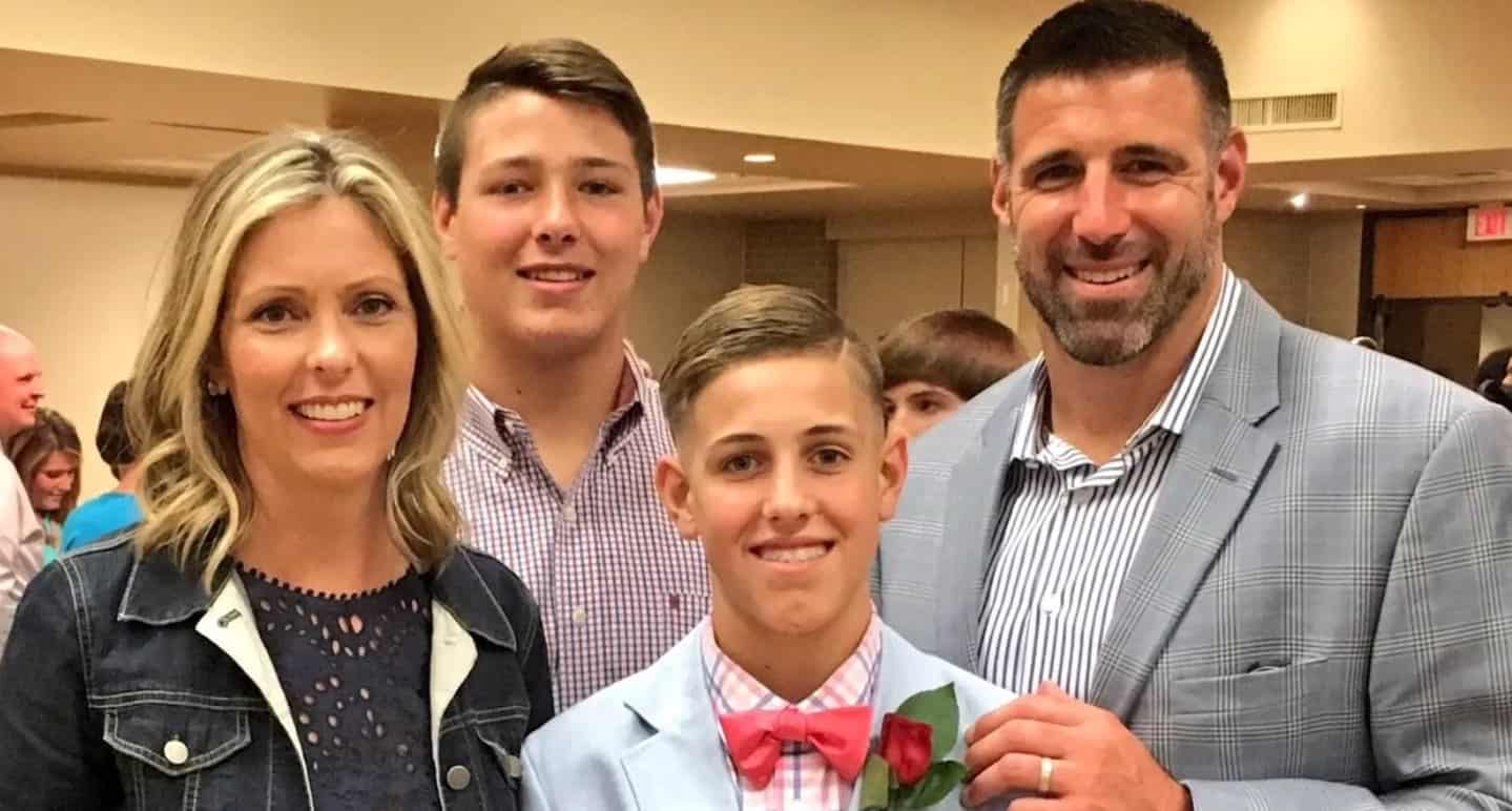 Image of Mike Vrabel with his wife, Jen Vrabel, and their kids