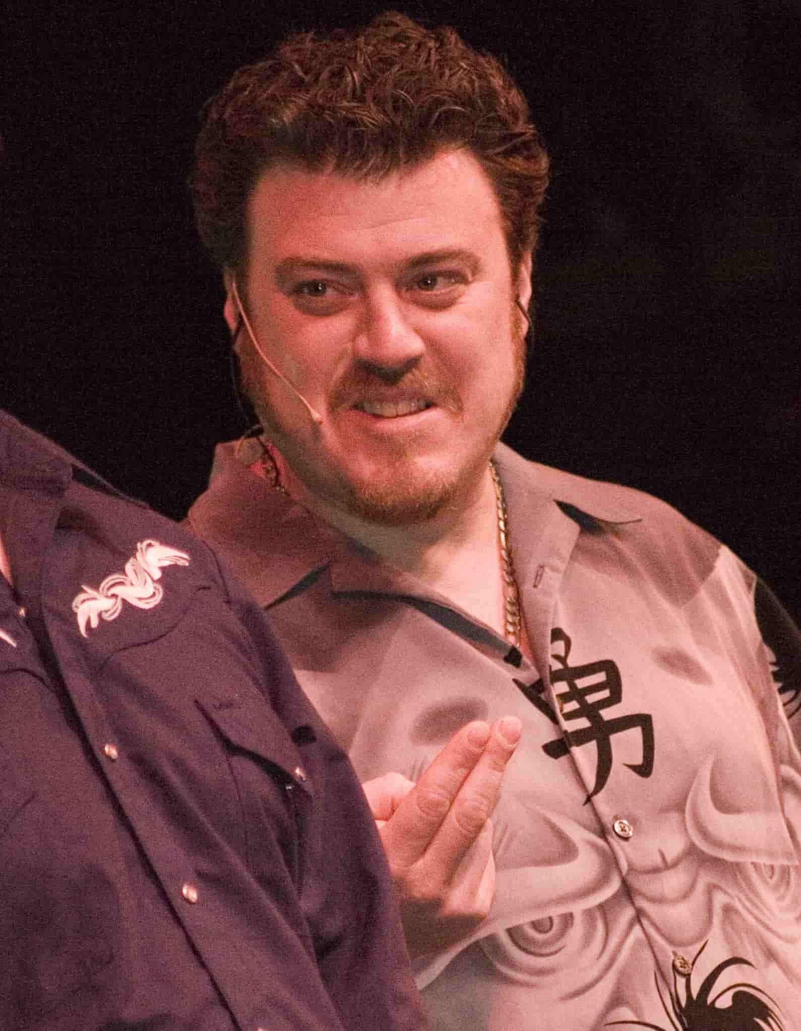 Is Robb Wells Married to Wife? Or Dating a Girlfriend?