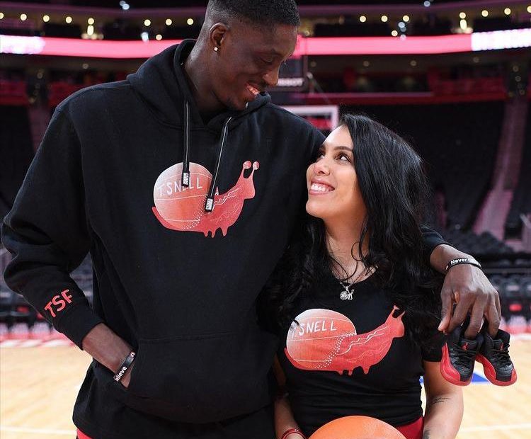 Image of Tony Snell with his wife, Ashley Snell