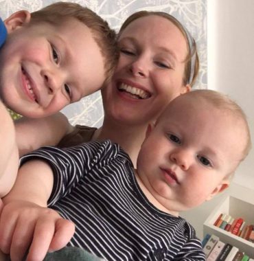 Image of Amber Eve Bennett with her kids, Ales and Finn