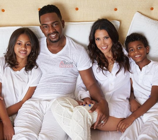 Image of Bill Bellamy with his wife, Kristen Baker, and their kids, Baily Ivory Rose and Baron