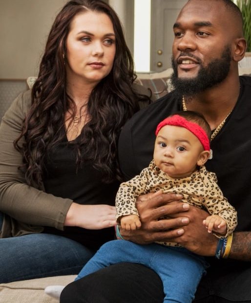 Image of Darius and Kayla Leonard with their daughter, Laila Quinn Leonard