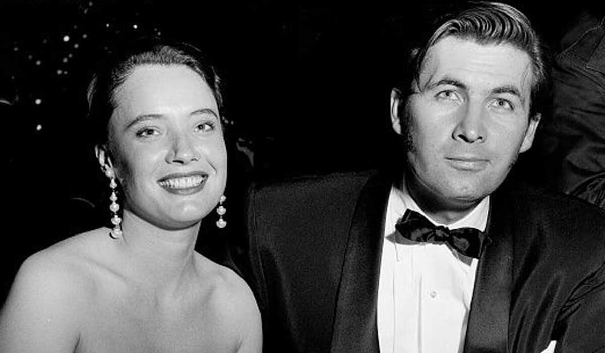 Image of Fess Parker with his wife, Marcella Belle Rinehart