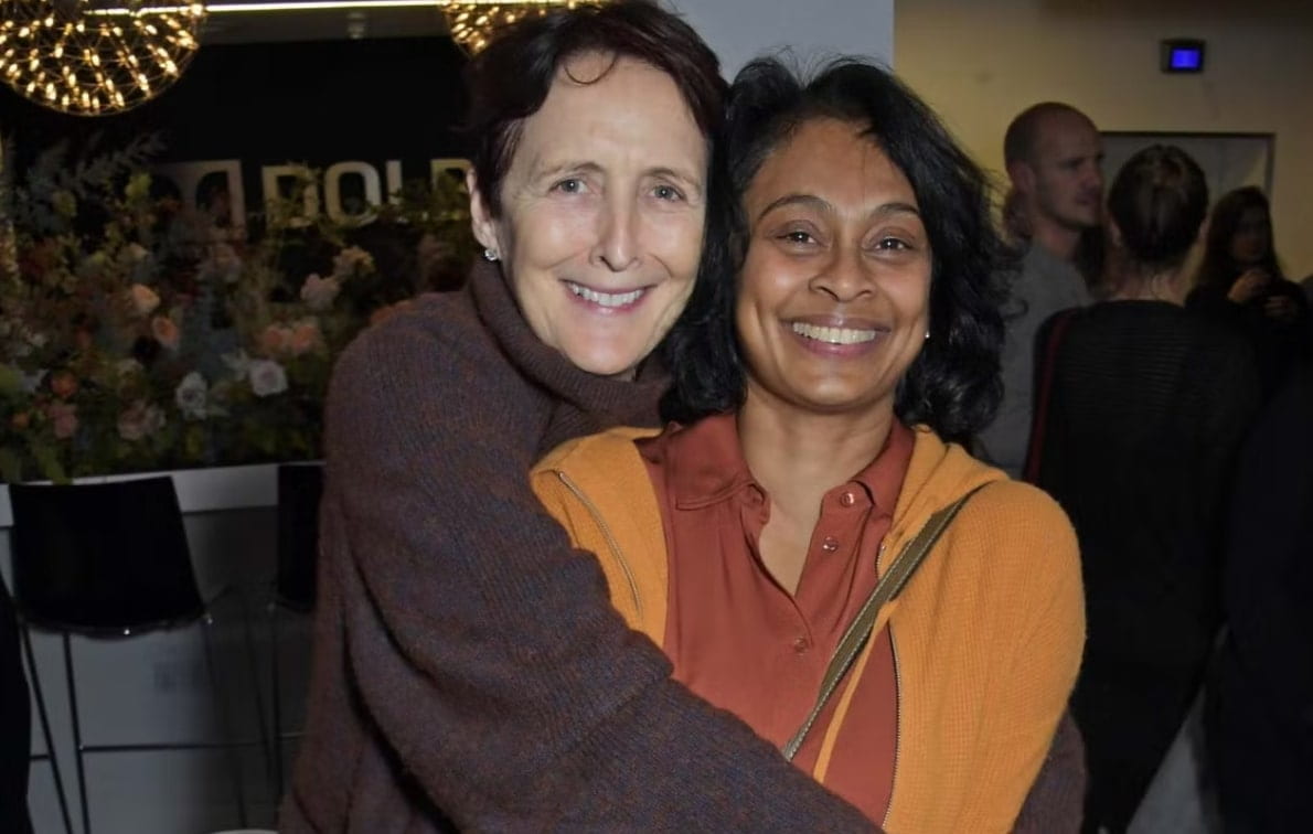 Fiona Shaw is Married to Wife: Sonali Deraniyagala. Kids - wifebio.com