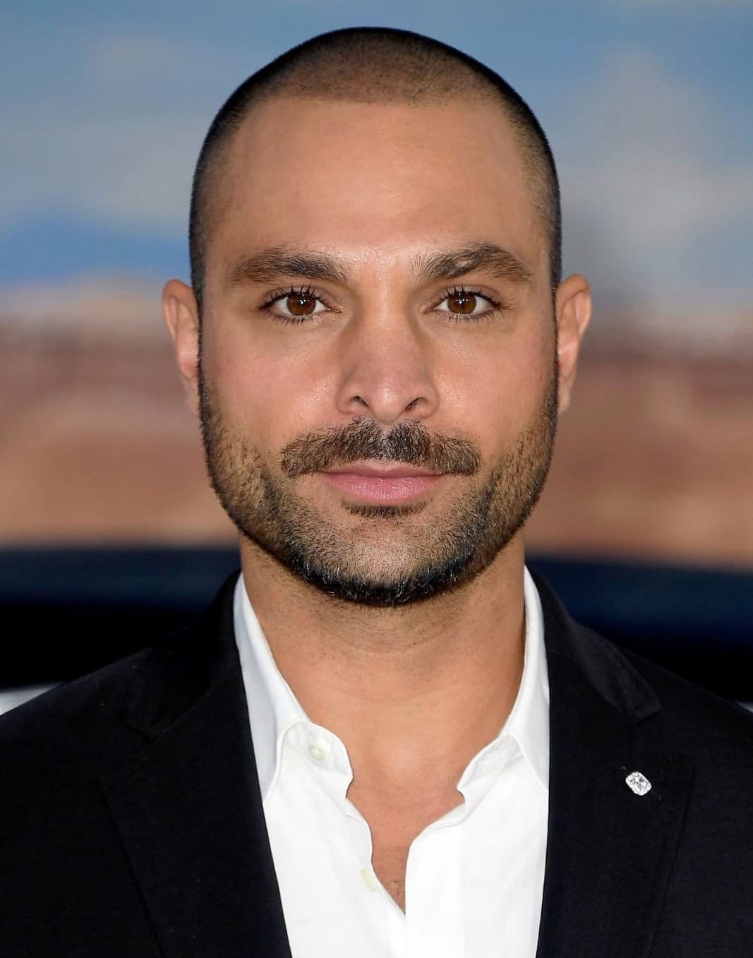 Is Michael Mando Married to Wife? Or Dating a Girlfriend?