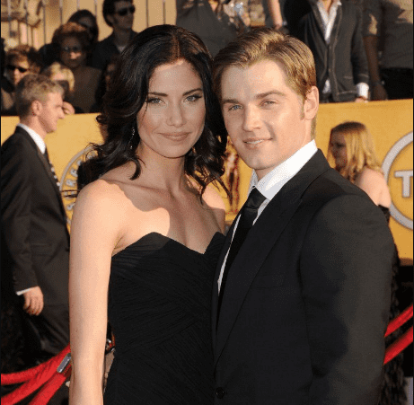 Image of Mike Vogel with his wife, Courtney Vogel 