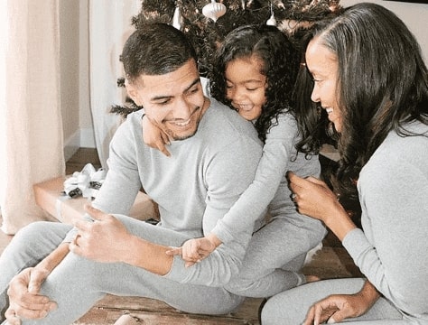 Image of Rick Gonzalez with his wife, Sherry Aon, and their daughter, Skylar Gonzalez