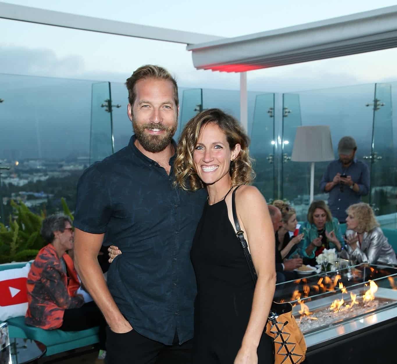 Image of Ryan Hansen with his wife, Amy Russell