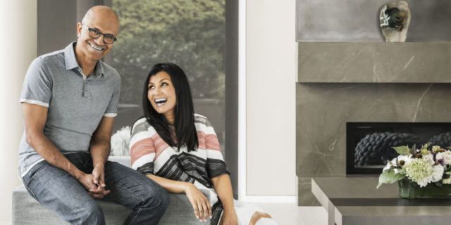 Image of Satya Nadella with his wife, Anupama Nadella 