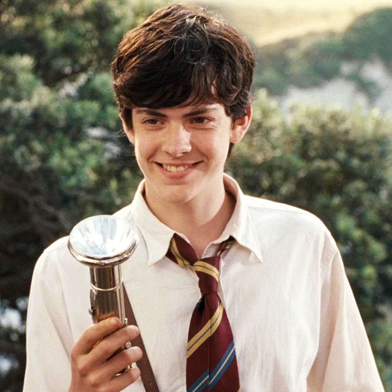 Is Skandar Keynes Married to Wife? Dating Rumors? - wifebio.com