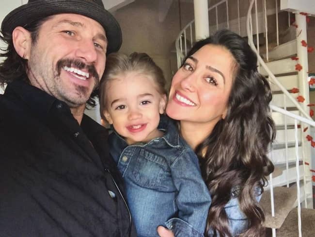 Image of Wil Willis and Krystle Amina with his son