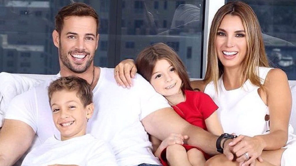 Image of William Levy with his wife, Elizabeth Gutiérrez, and their kids, Christopher Alexander and Kailey Alexandra Levy