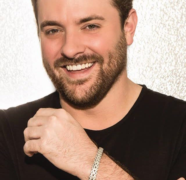 Image of Chris Young