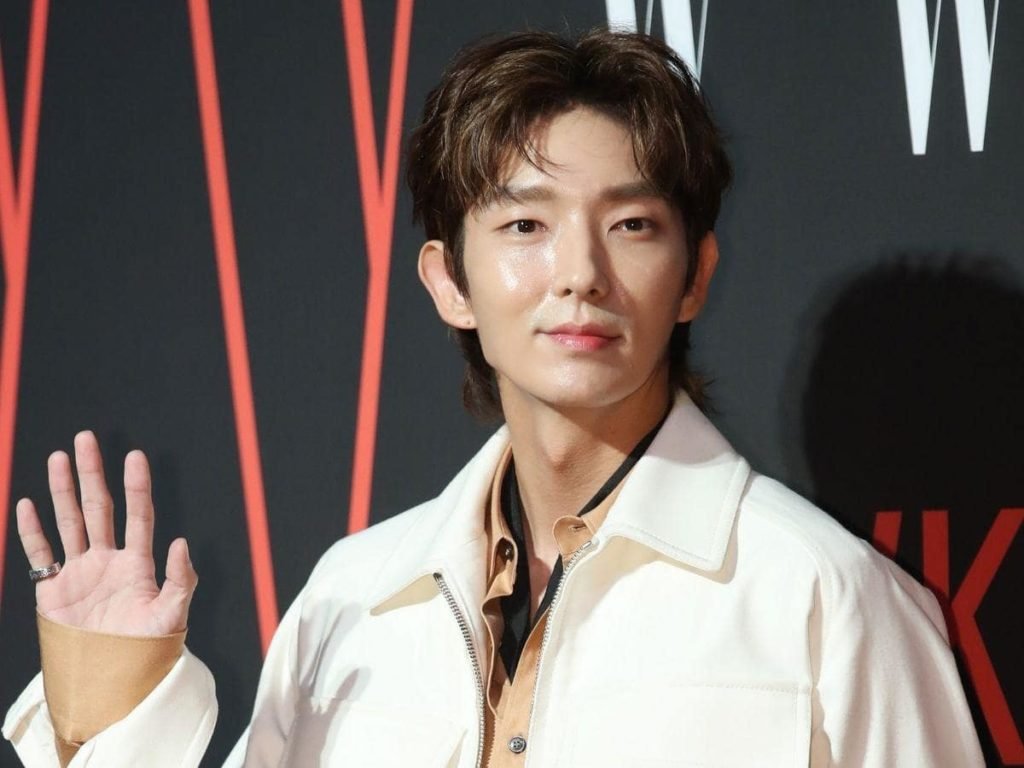 Is Lee Joongi Married to Wife? Or Dating Girlfriend?