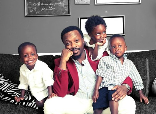 Image of Anthony Hamilton with his kids