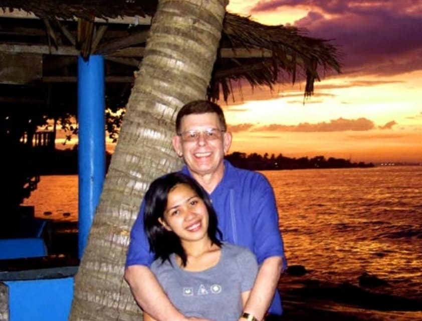 Image of Art Bell with his wife, Airyn Ruiz Bell