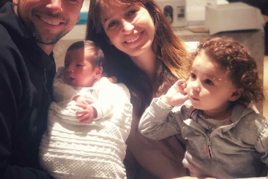 Image of Ayman Mohyeldin with his wife, Kenza Fourati, and their kids, Dora and Idris