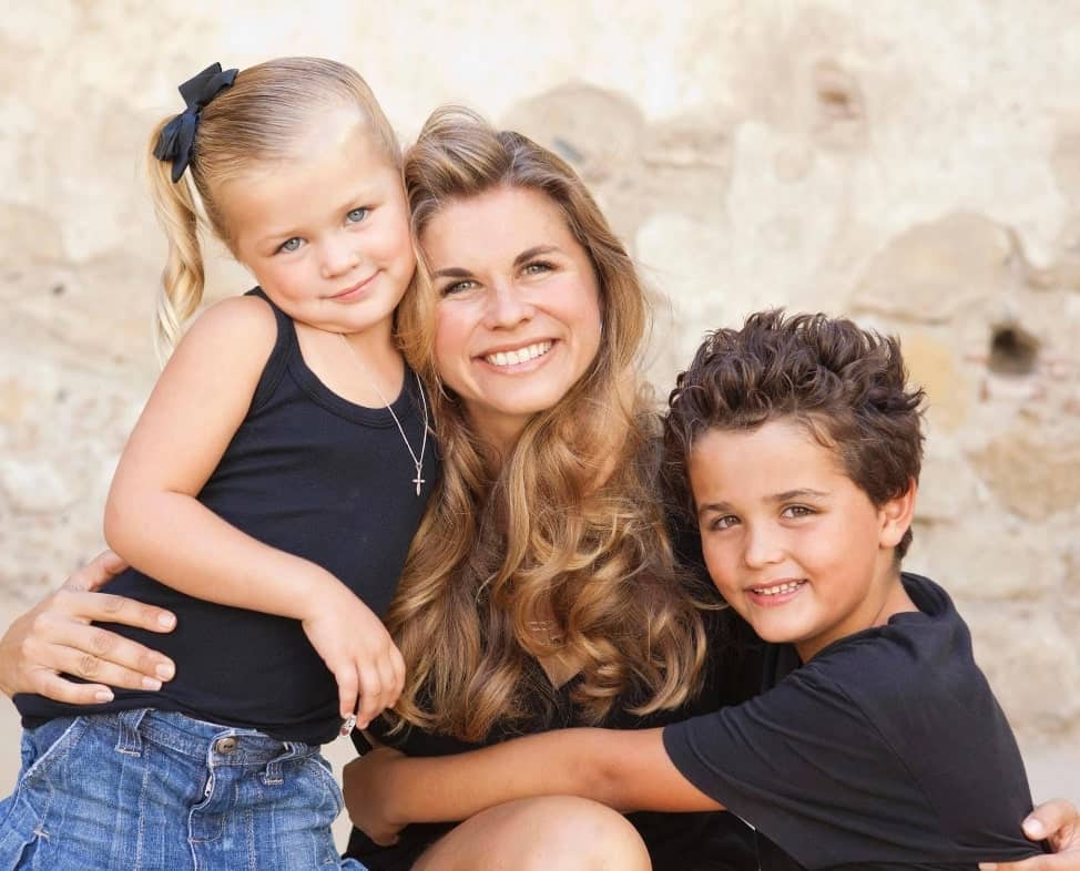 Image of Kristin Schwarz with her kids, Durham and Emery