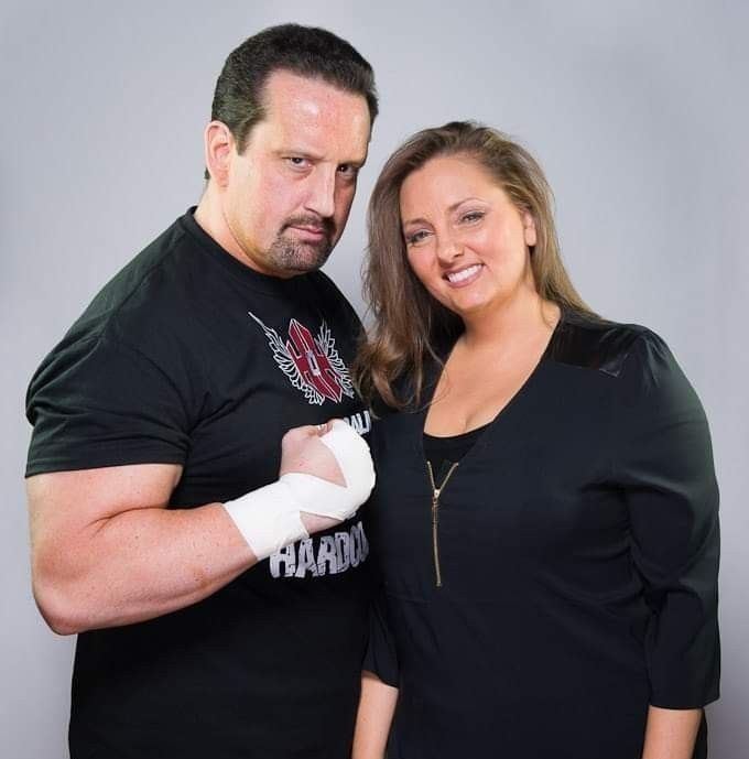 Image of Tommy Dreamer with his wife, Beulah McGillicutty 